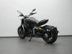 X DIAVEL