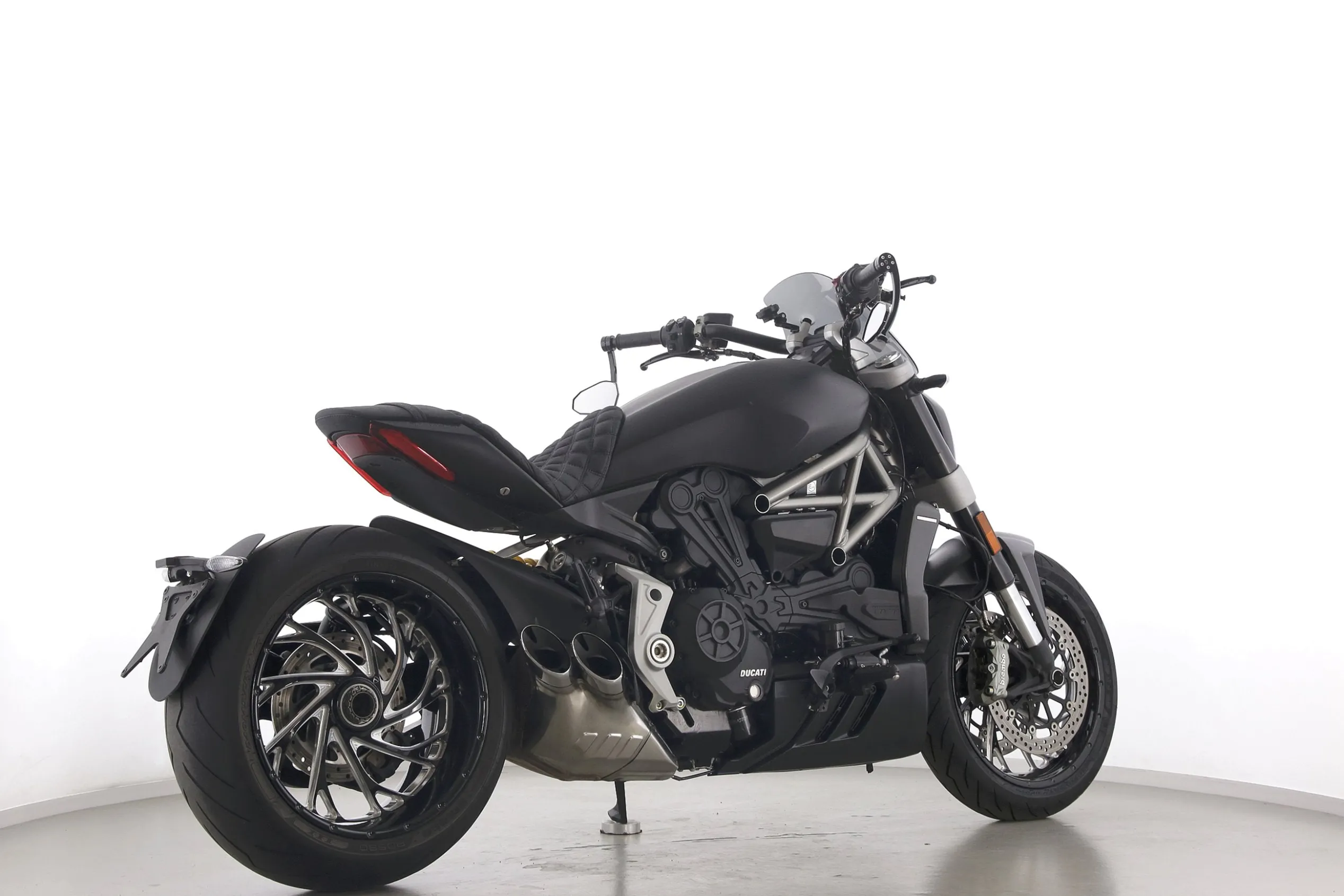 X DIAVEL