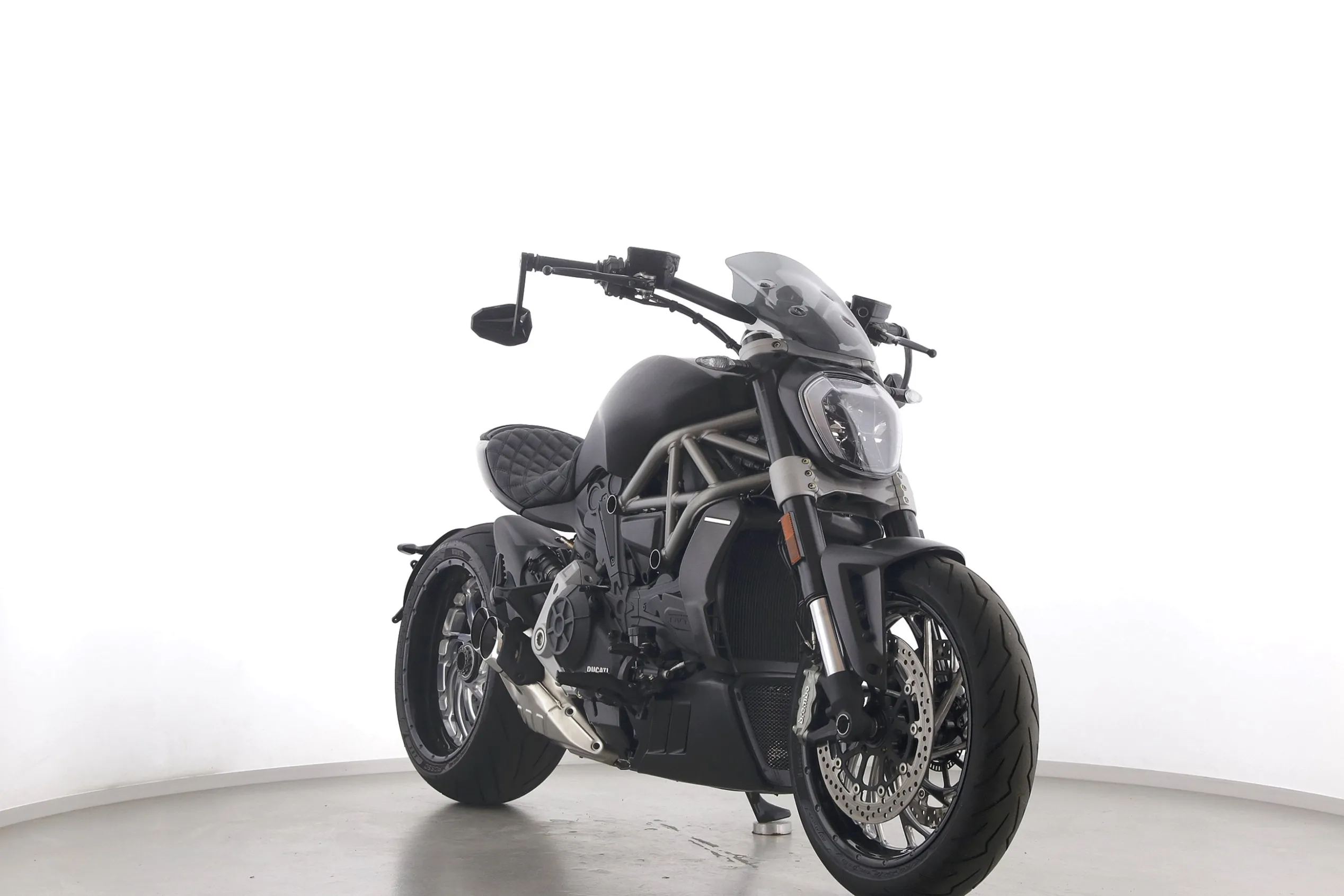 X DIAVEL