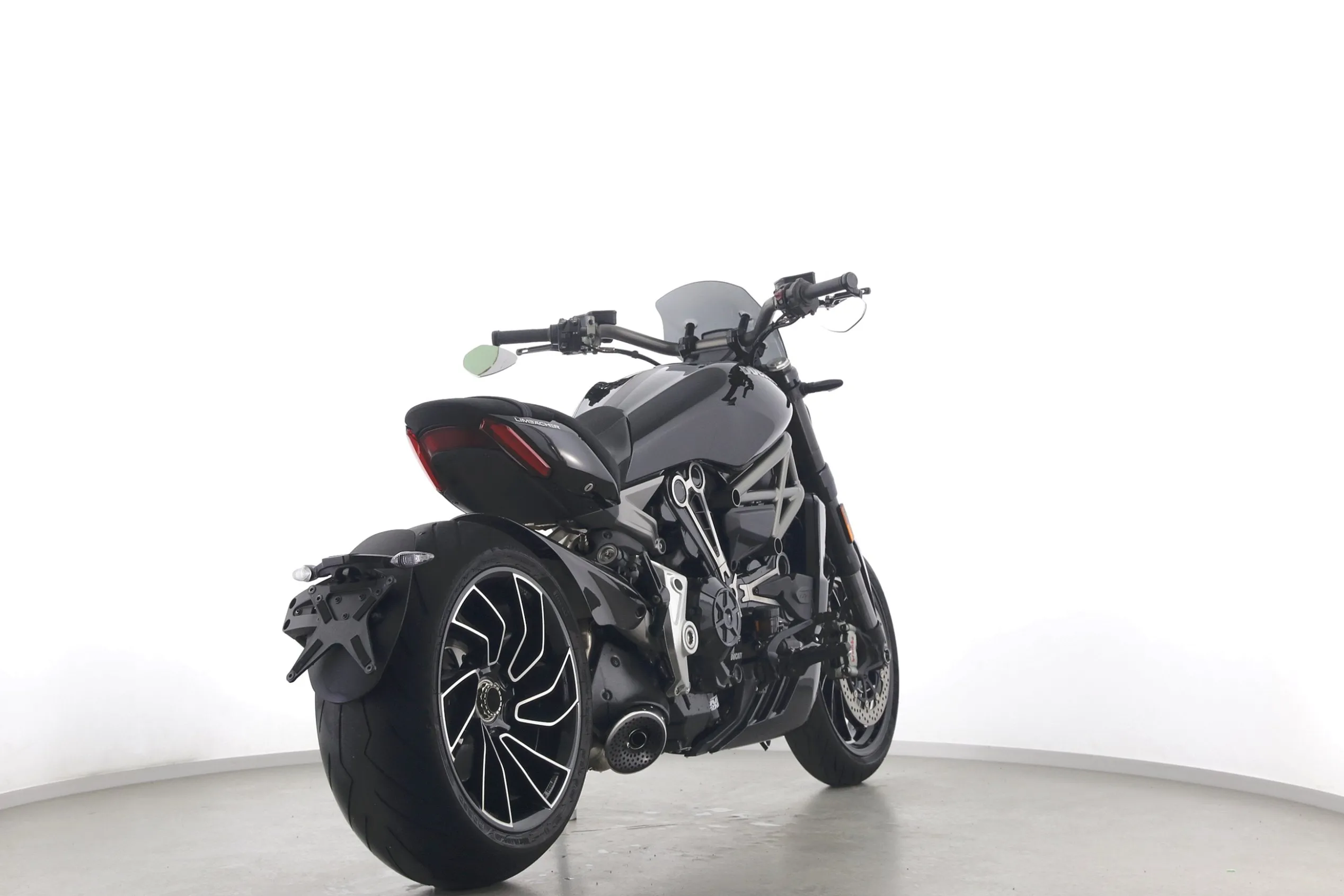 X DIAVEL S