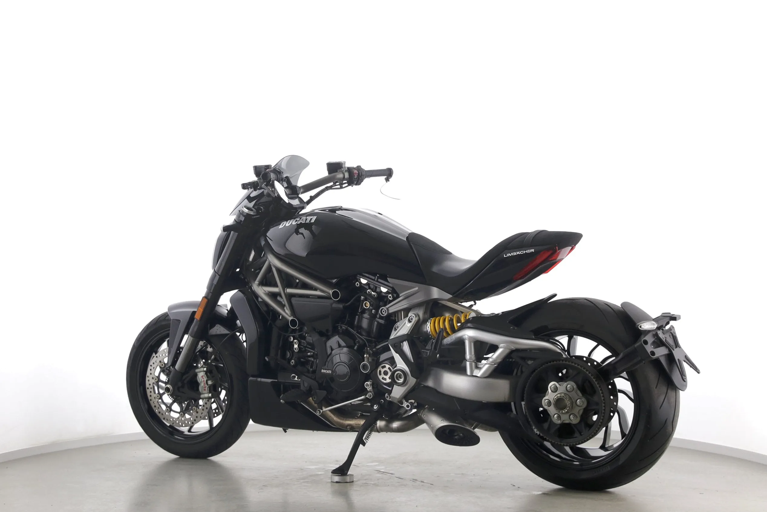 X DIAVEL S
