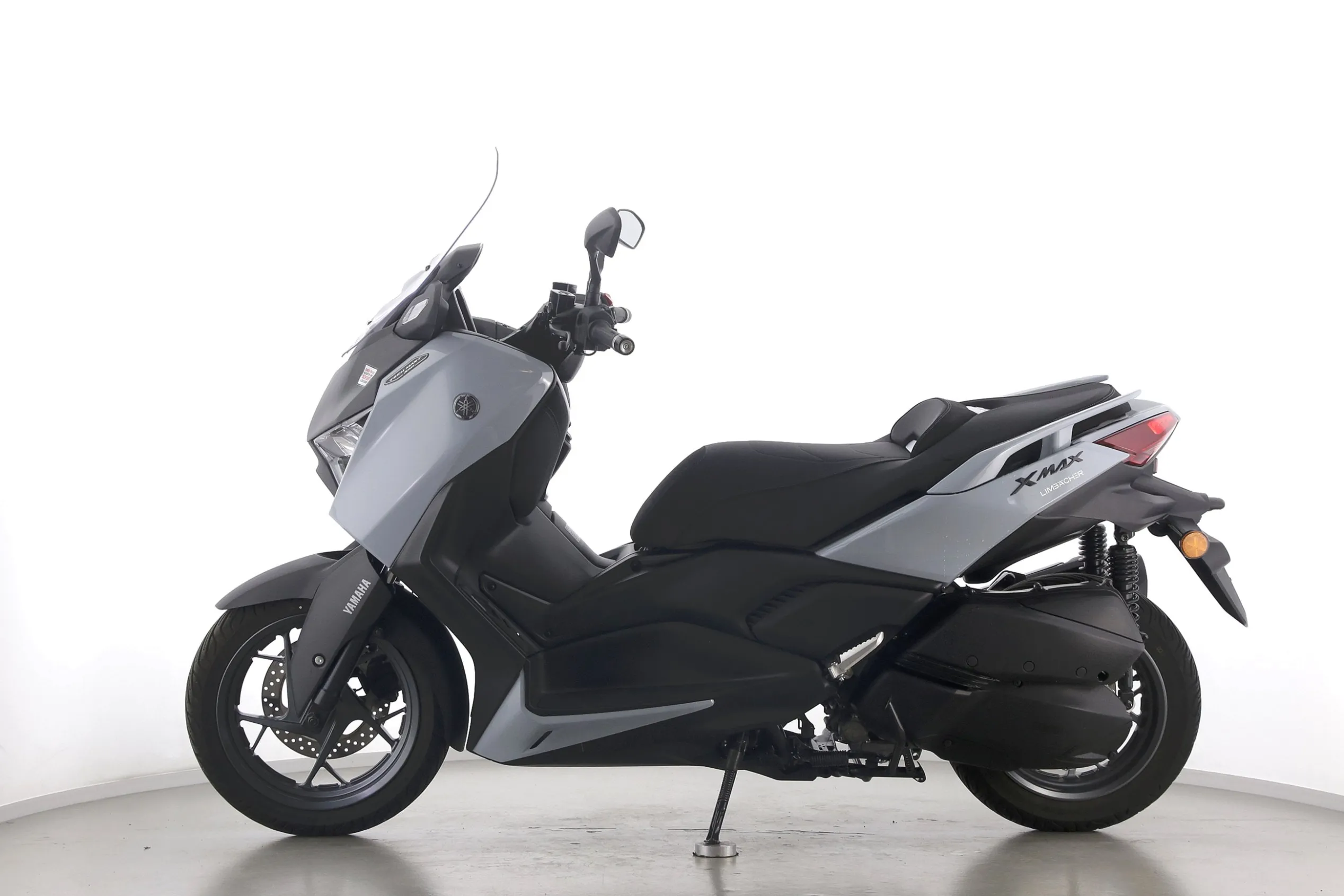 XMAX 300 TECH MAX+