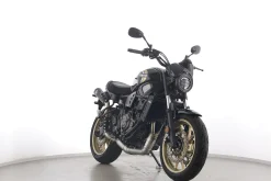 XSR 700