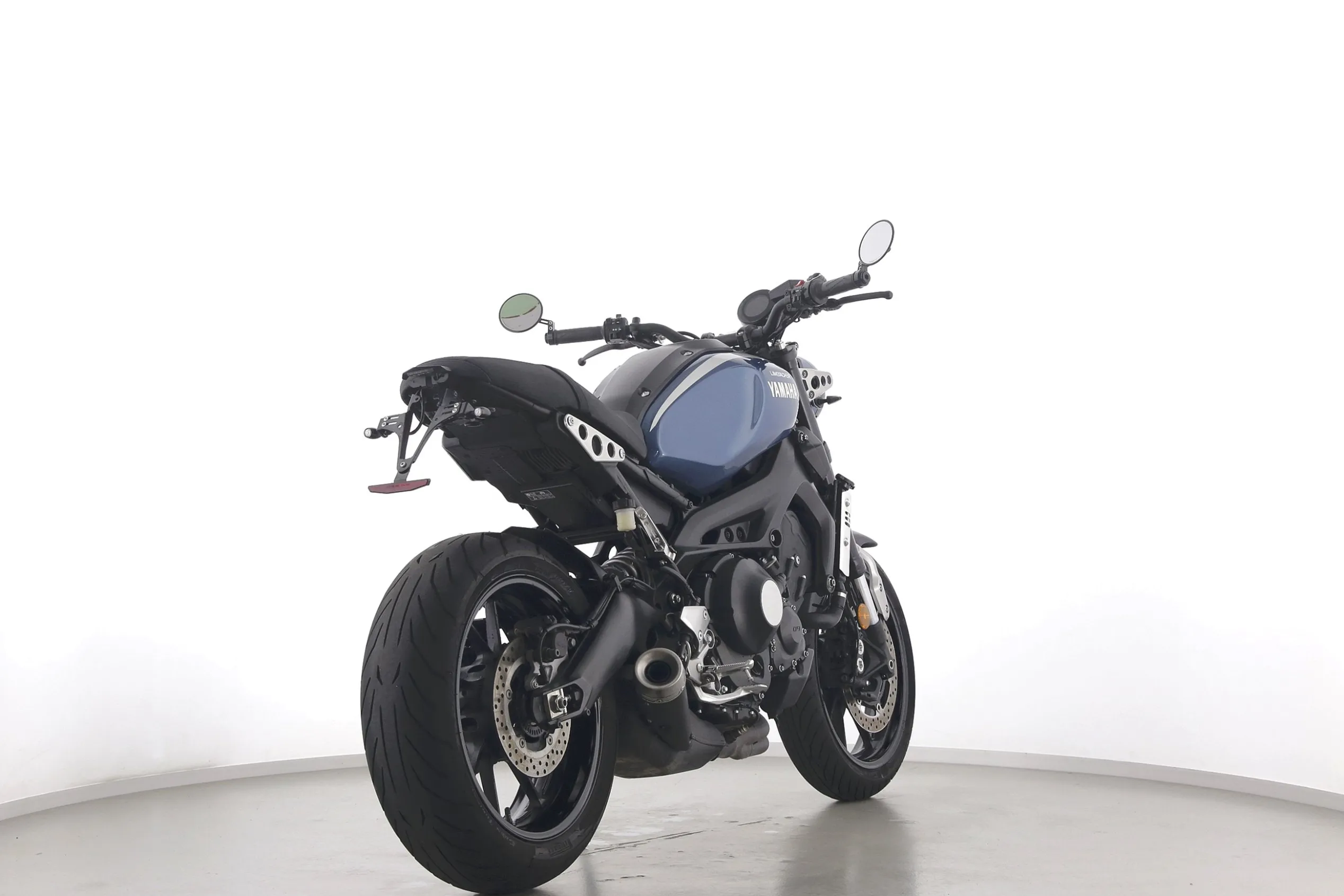 XSR 900