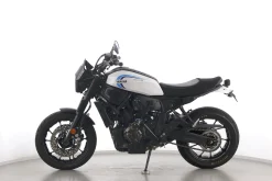XSR700
