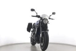 XSR 900