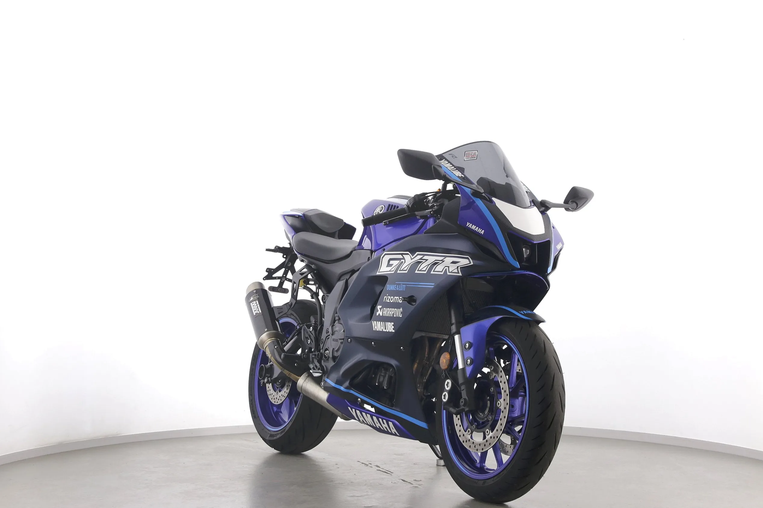 YZF R7
