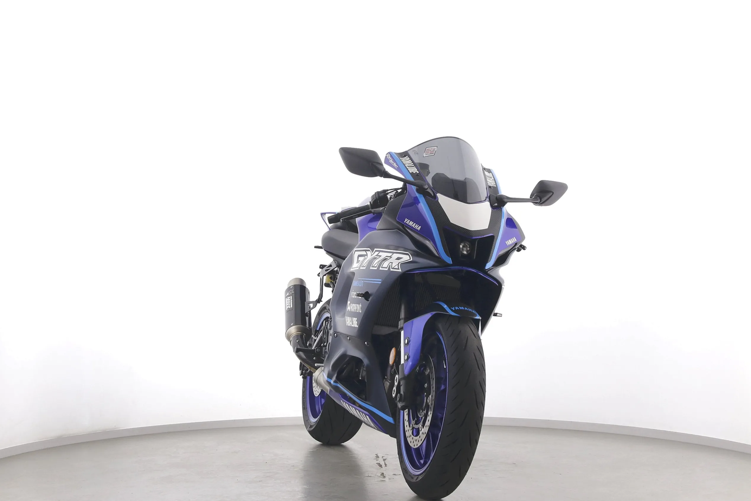 YZF R7