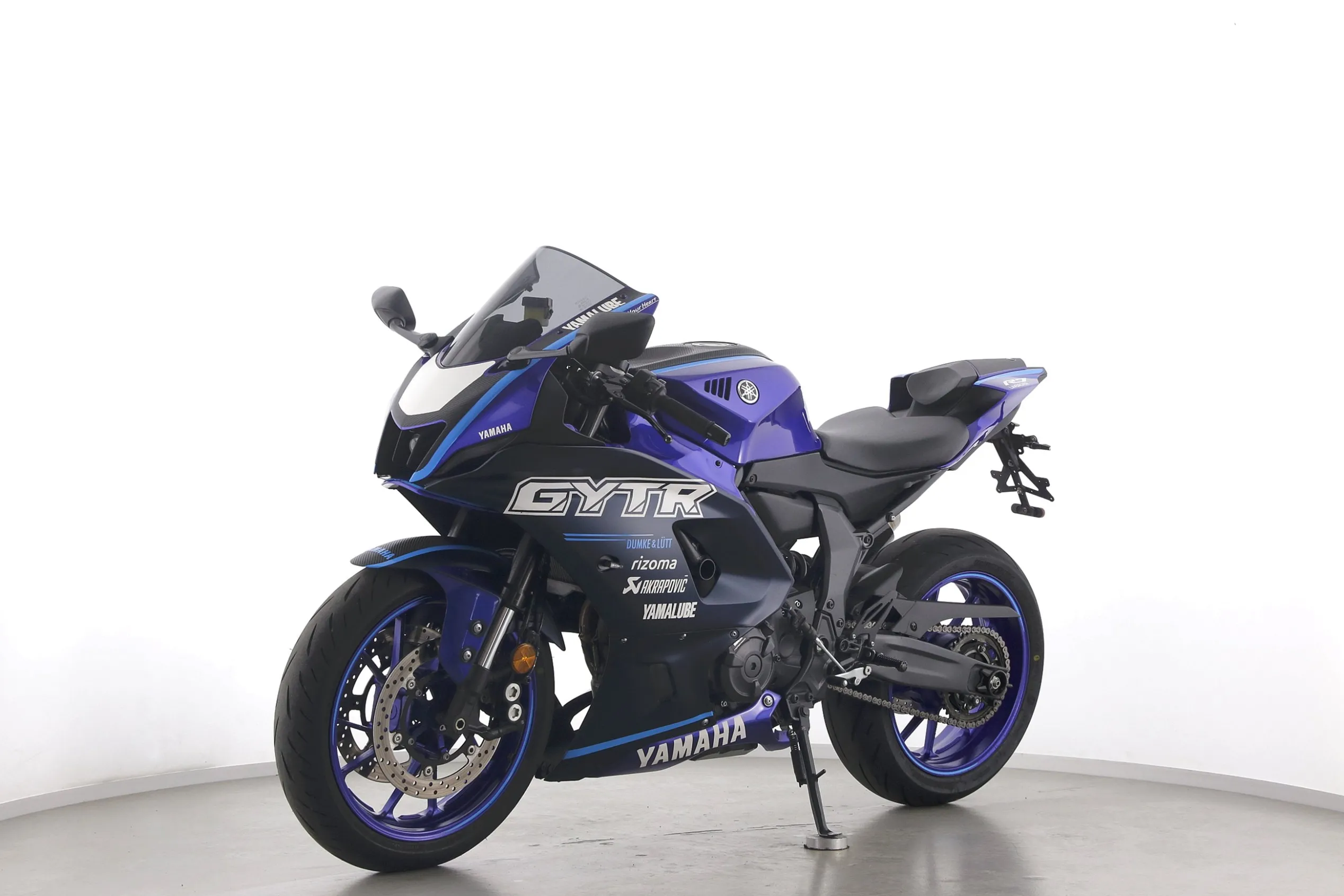 YZF R7