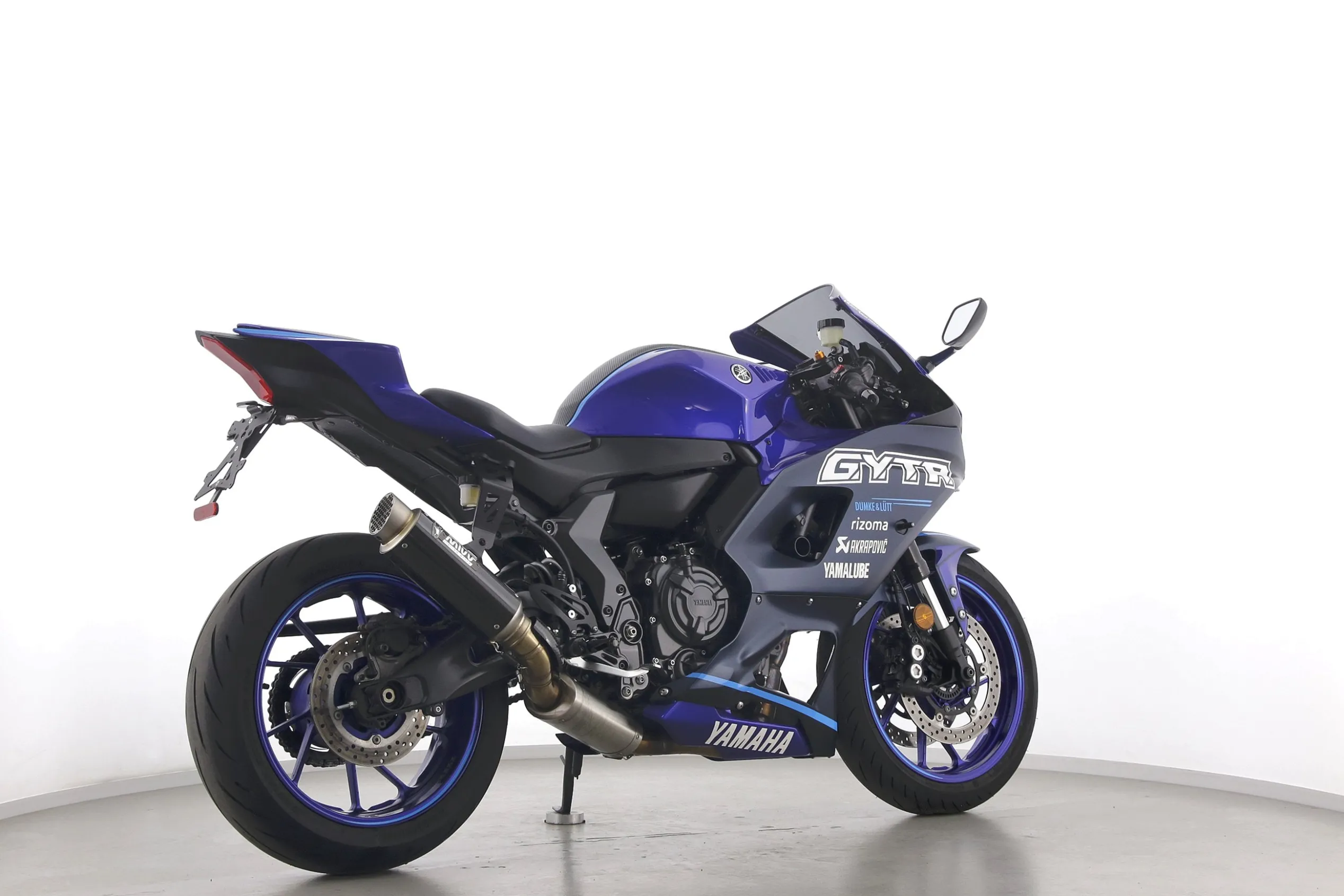 YZF R7