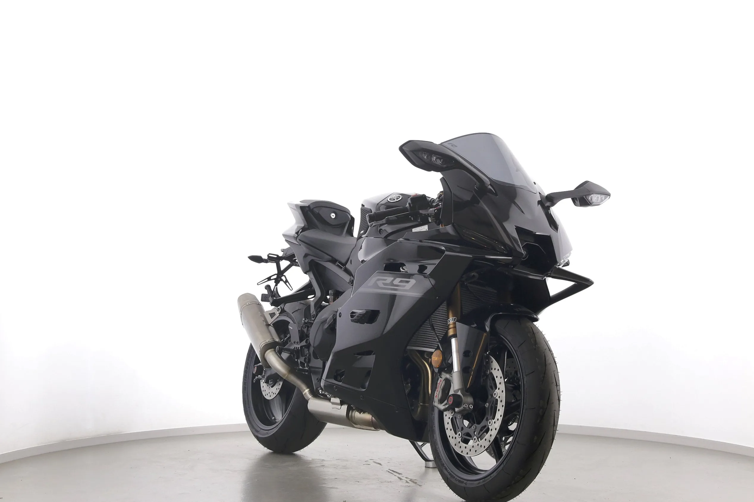 YZF R9 LLC