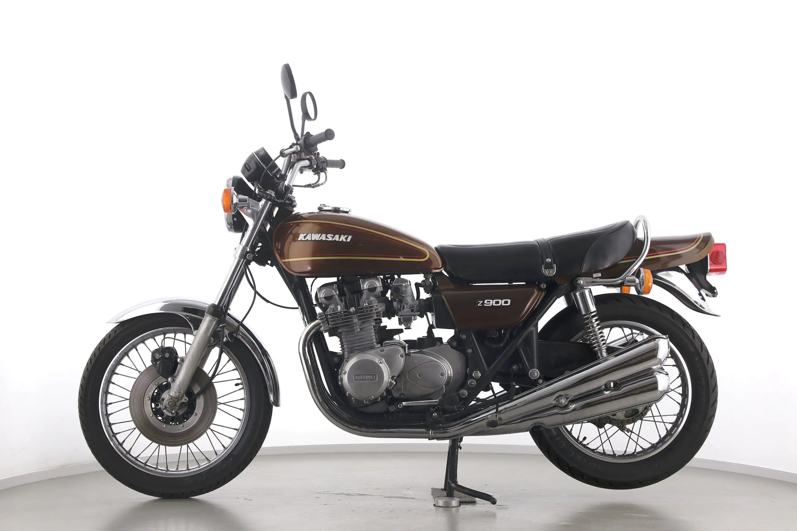 Z 1 F / Z 900