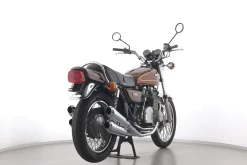 Z 1 F / Z 900